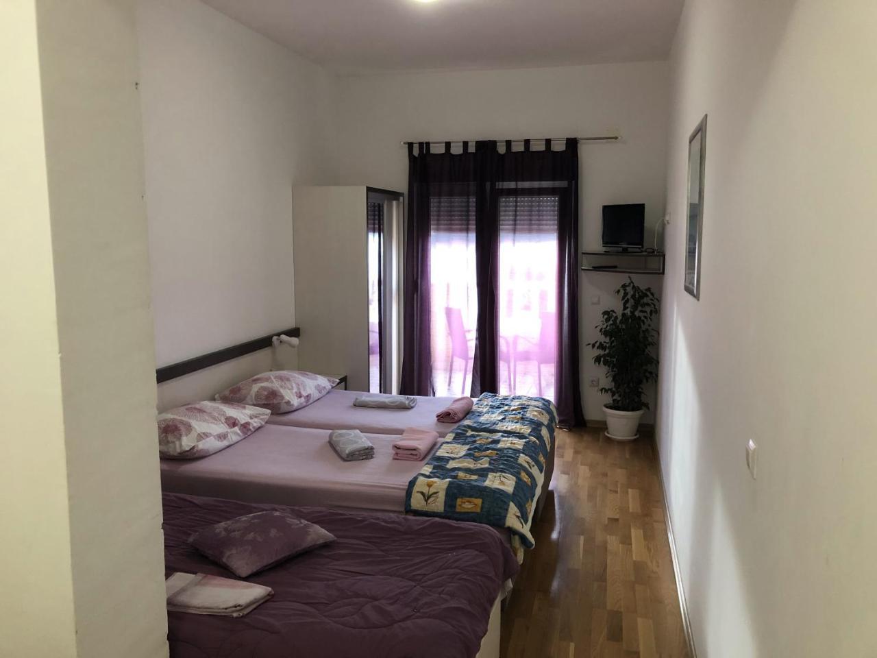 נאום Apartmani Ancora מראה חיצוני תמונה